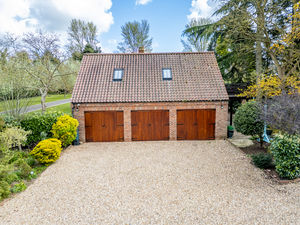 Photo 2- click for photo gallery